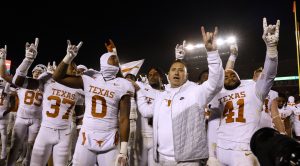 How To Bet On College Football: CFB Betting Guide